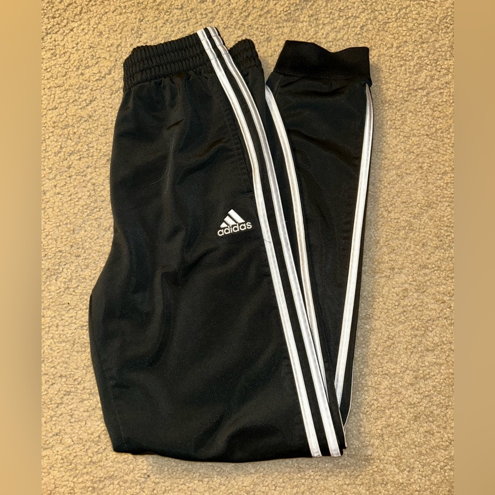 Adidas - Picture 3 of 3